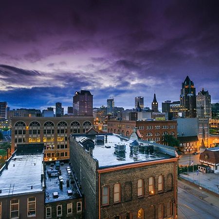 דירות Frontdesk Maxwell Lofts Milwaukee Walker'S Point מראה חיצוני תמונה