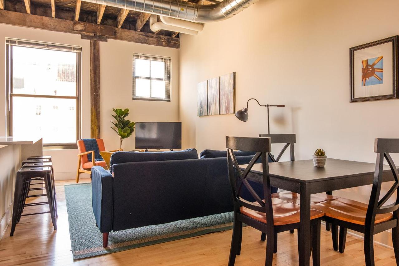 דירות Frontdesk Maxwell Lofts Milwaukee Walker'S Point מראה חיצוני תמונה